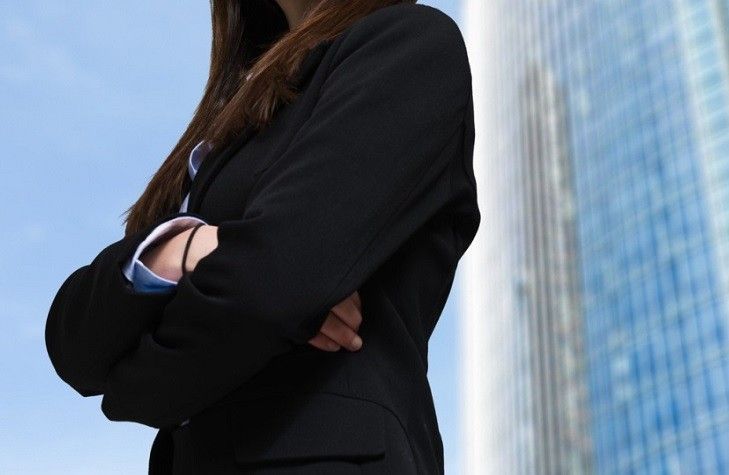 Româncele își fructifică studiile într-o proporție mai mare decât femeile din Vest