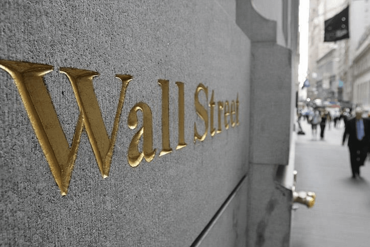 Schimbări importante în componența indicelui S&amp;P500: Google, Facebook, Netflix, Twitter  nu vor mai fi considerate companii IT