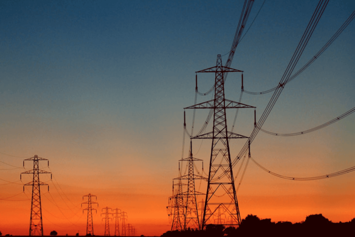 Fitch reafirmă ratingul Transelectrica la BBB, cu perspectiva stabilă. Cotația, în usoară scădere