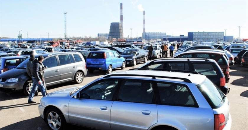 Samsarii de mașini, luați la puricat de DGAF