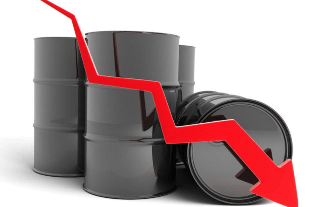 Creșterea stocurilor din Statelor Unite trimite prețul barilului de petrol în picaj