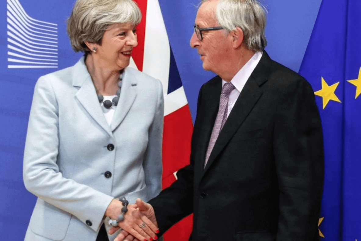 Liderii UE aprobă acordul Brexit și îndeamnă britanicii sa o sprijine pe Theresa May