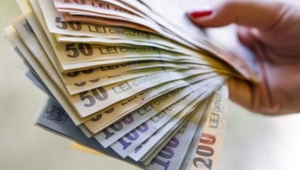 Salariile cresc puternic în 2019. Anunț bombă de la Guvern