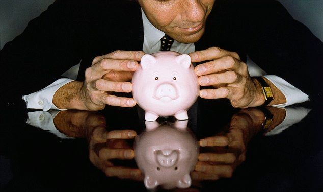 Cel mai bine plătit bancher din România. Suma trece de 1 milion de euro