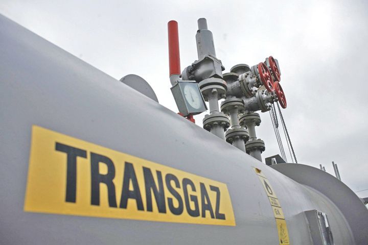 Transgaz, secătuită de resurse de guvern