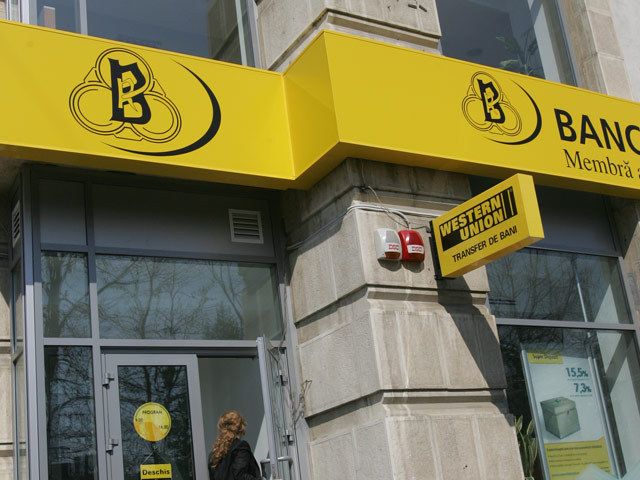 Câți bani aruncă statul român pentru o bancă cu pierderi uriașe