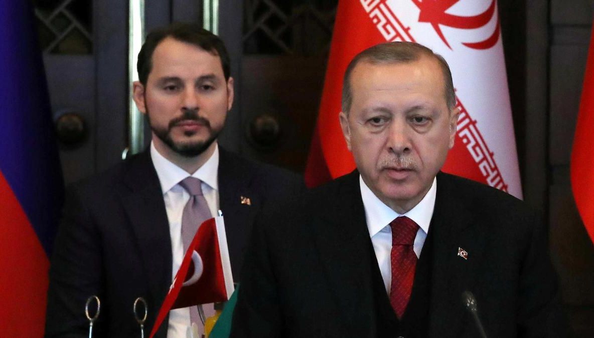 Erdogan și ginerele au renunțat să umble la rezervele valutare ale țării
