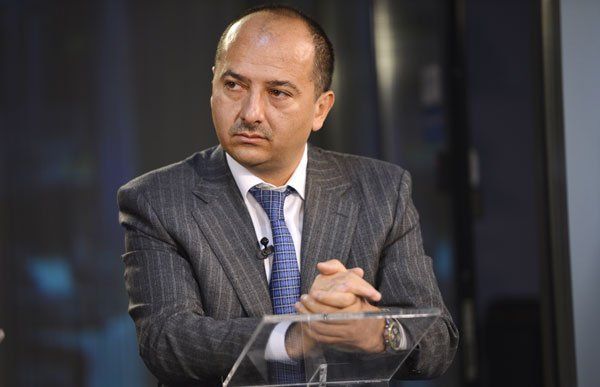 Noul consilier economic al premierului vrea OUG pentru schimbarea "Ordonanței lăcomiei"