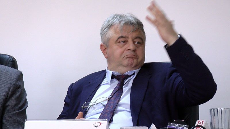 Salariu uriaș încasat la CEO, compania de stat cu pierderi record