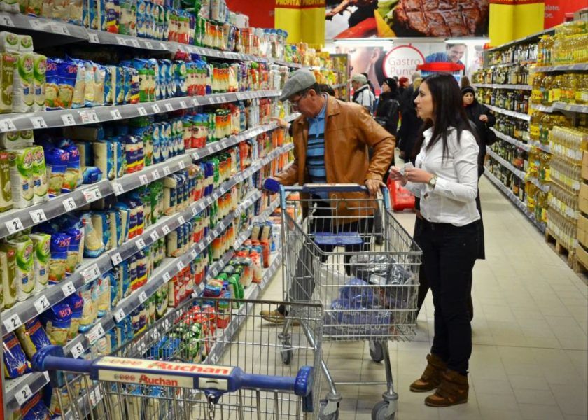 Piața bunurilor de larg consum, în creștere la 10,4% în primele patru luni
