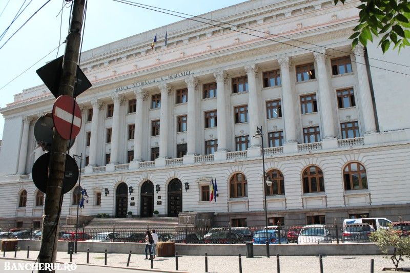 Semnal de alarmă de la BNR: "Dezechilibrul extern al economiei devine tot mai îngrijorător"