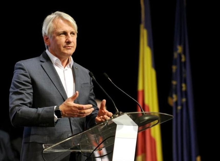 Cum explică Teodorovici împrumutul record de 5 miliarde euro de pe piețele externe