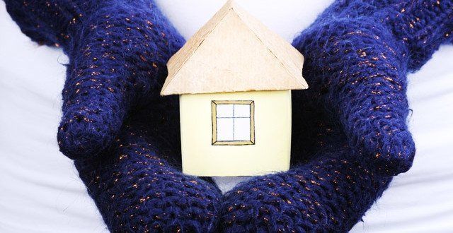 Legea prin care cei care au credite locative scapă de rambursarea primelor de stat, întoarsă de Klaus Iohannis în Parlament