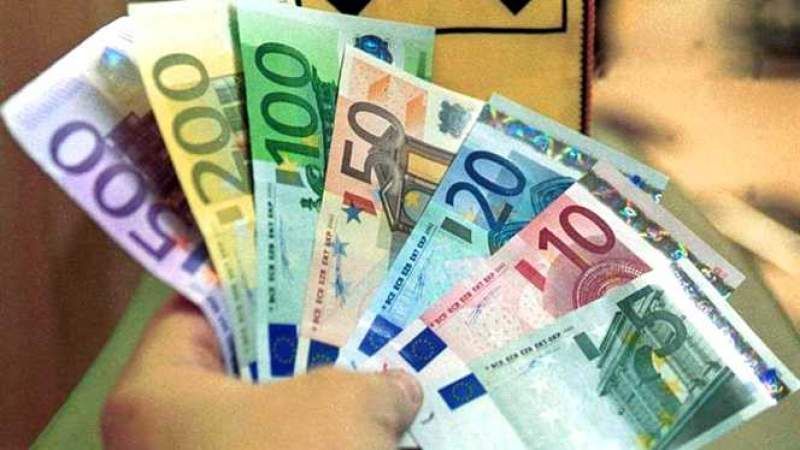 Euro explodează pe fondul crizei politice! Cel mai mare nivel anunţat vreodată de BNR