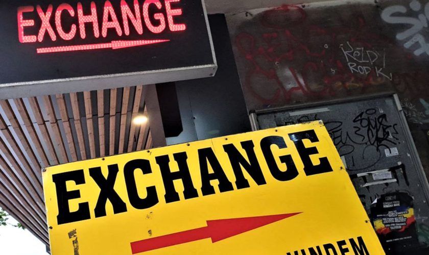 Leul recuperează teren în fața principalelor valute