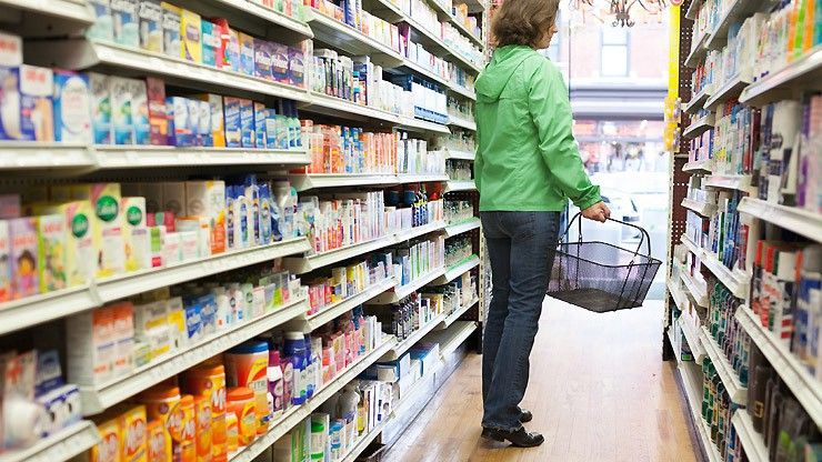 BNR: Consumul, principal motor al creşterii economice din 2021-2022