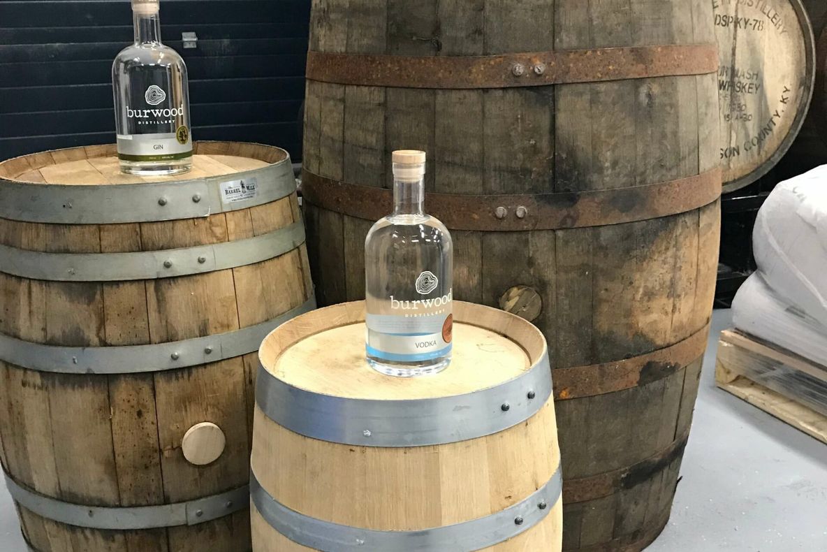 Profit mare, dar volatil. Investițiile în whisky, mai rentabile decât cele în Bitcoint sau aur