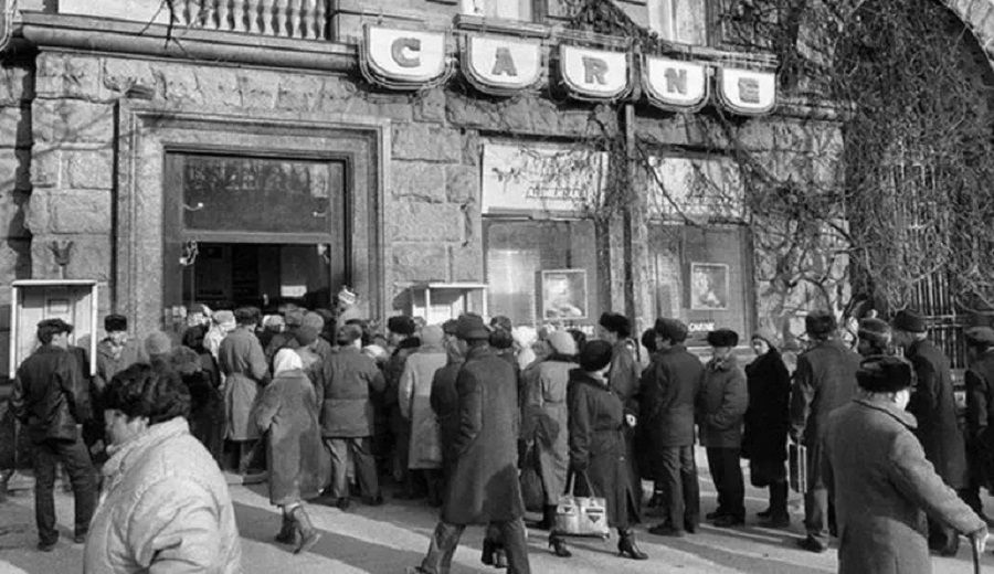 Șeful Consiliului Concurenței: Înghețarea prețurilor la începutul pandemiei ne-ar fi readus la penuria și cozile din vremea lui Ceaușescu