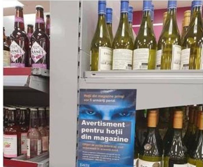 Ministerul de Externe reacționează după avertismentul către hoți, în limba română, din magazinele britanice Tesco