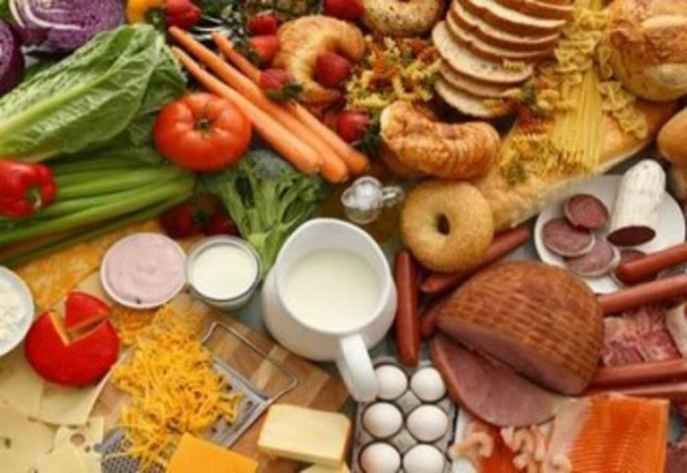 Guvernul a adoptat OUG pentru reducerea preţurilor unor alimente