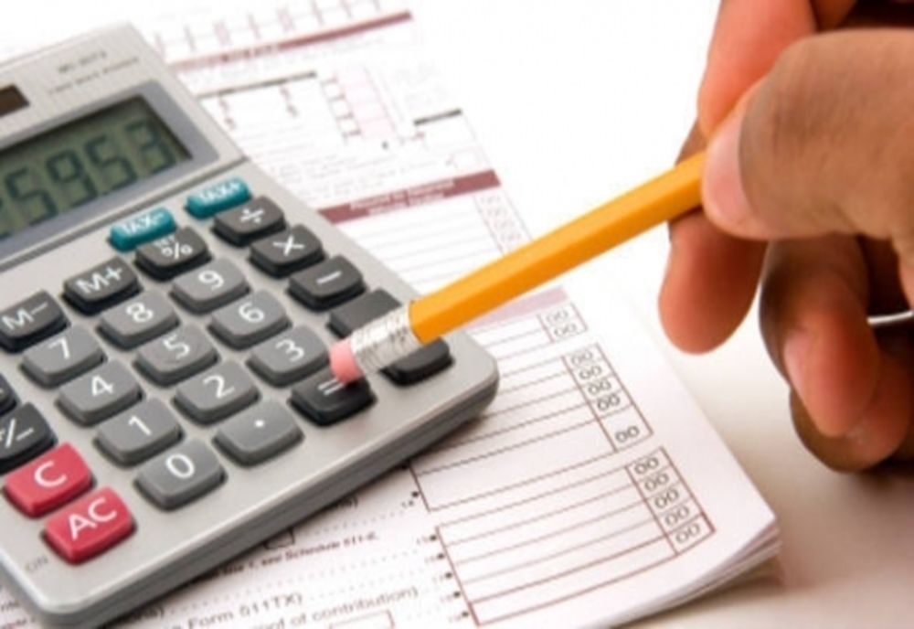 O nouă taxă va fi introdusă în factura de energie electrică. De când va fi plătită și de consumatorii casnici?