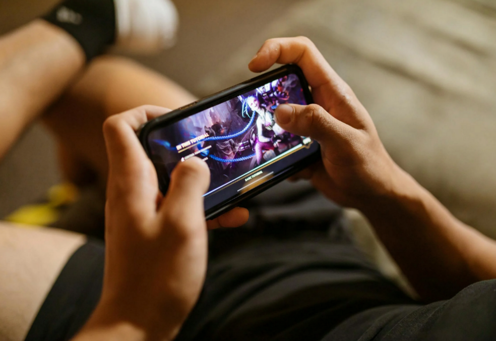 Impactul tehnologiei asupra jocurilor online