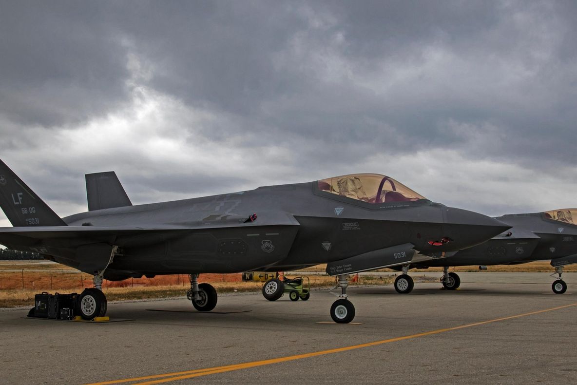 Cel mai mare contract militar din istoria României: 6,4 miliarde de dolari pentru 32 de avioane F-35