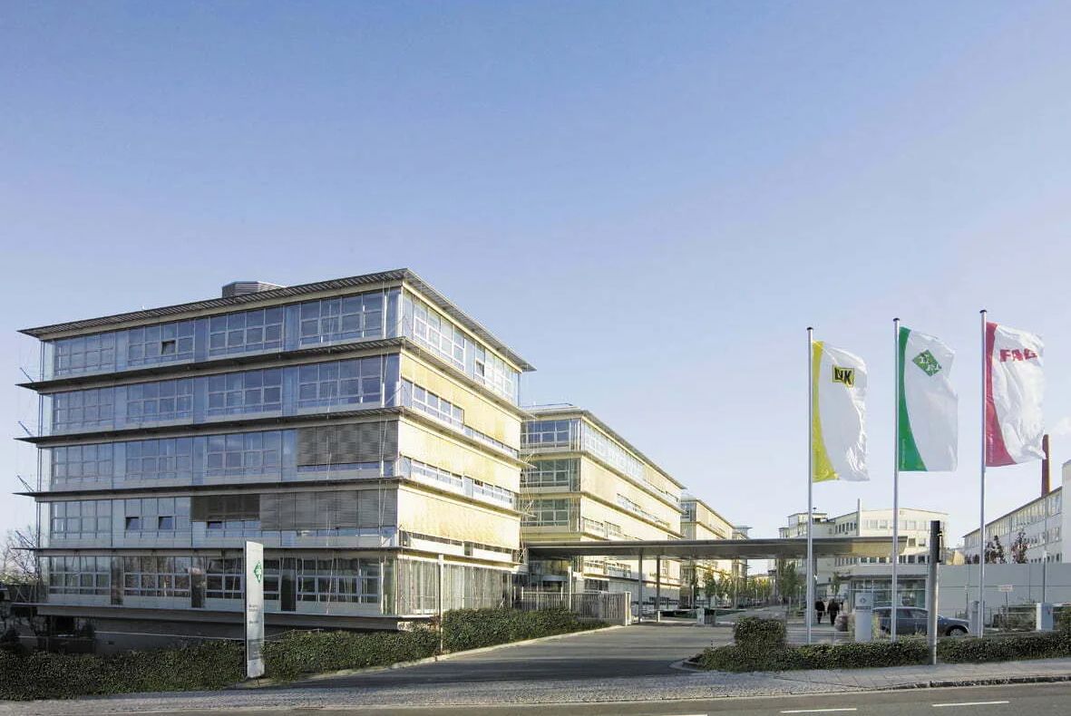 Val de concedieri în județul Brașov. Sute de oameni ar putea fi dați afară până la Crăciun de unul dintre cei mai importanți angajatori