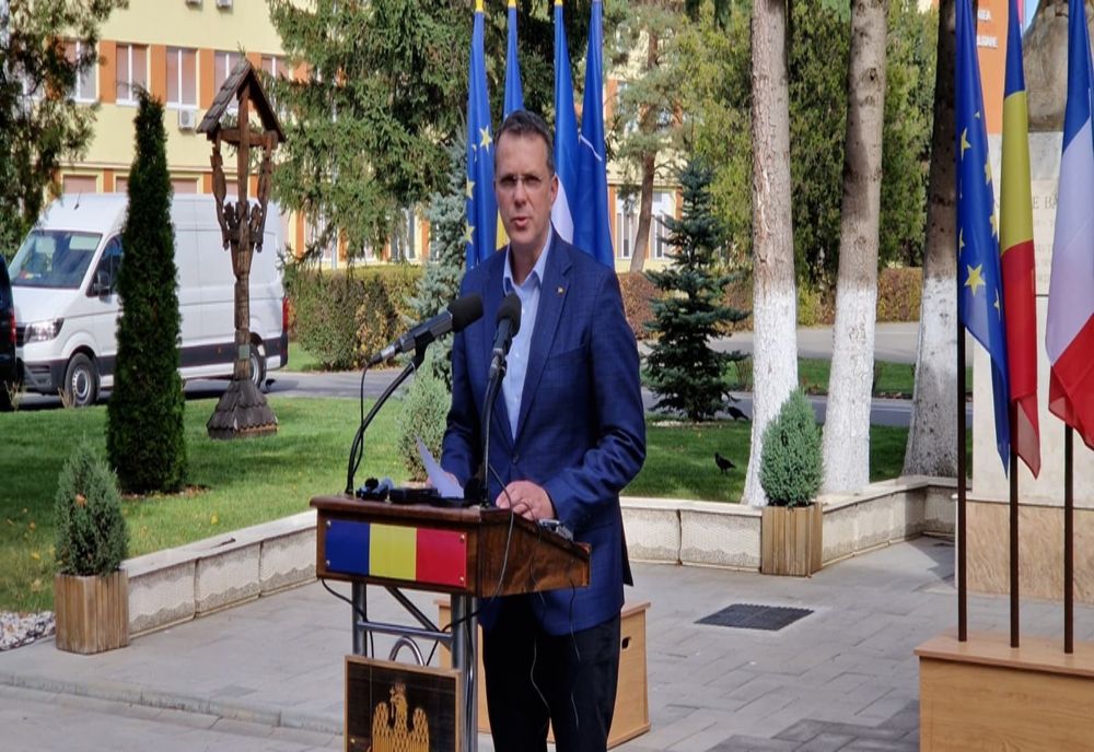 Ionuț Moșteanu a DEMISIONAT – anunțul OFICIAL. Înaintea ședinței de urgență de la USR, ministrul Apărării a stat de vorbă cu Nicușor Dan – SURSE