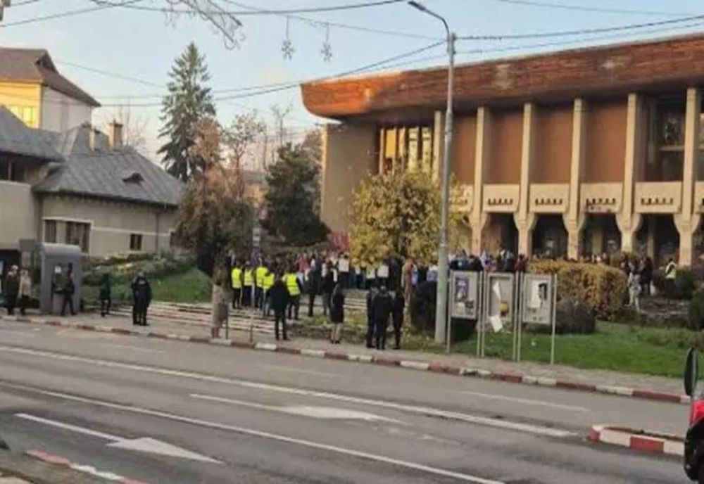 Peste 150 de angajați de la CE Oltenia, dați afară la început de an. Guvernul Bolojan n-a făcut nimic pentru a rezolva problemele majore