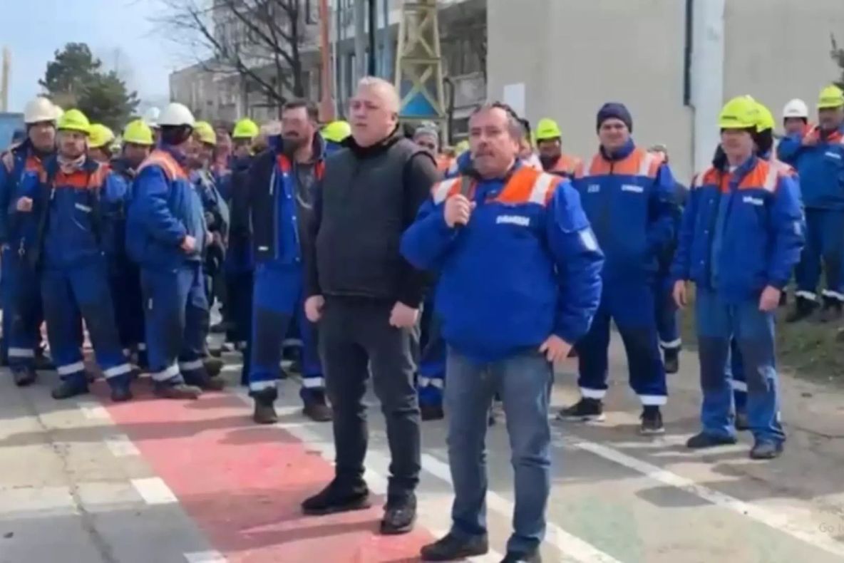 Noi proteste la șanterul naval din Mangalia. Angajații neplătiți de trei luni cer salariile restante