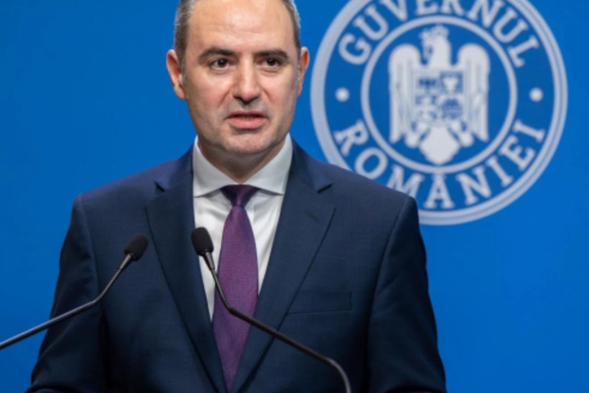 Nazare: România îşi menţine obiectivul de a atinge în 2026 un deficit de 6,2%