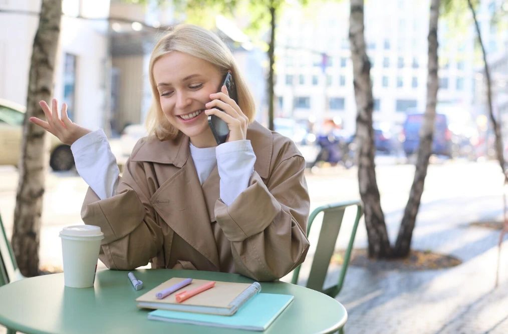 Adio facturi „umflate” la abonamentele de telefonie și internet. Senatul a votat schimbarea regulii pentru furnizori