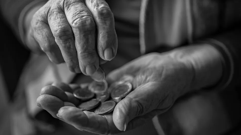 Lovitură grea pentru pensionari: peste 2,3 miliarde de lei le-au fost luați în numai cinci luni prin CASS