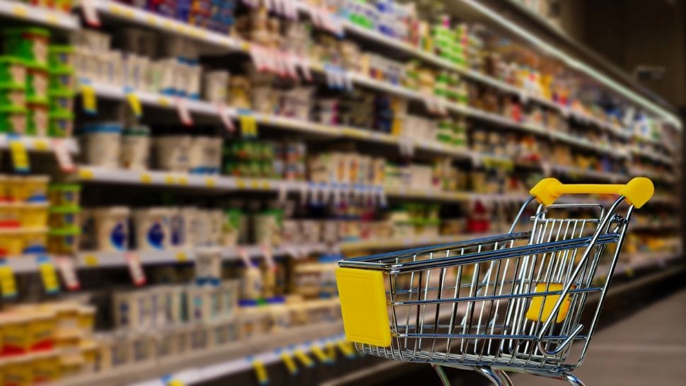 Plafonarea prețurilor la alimentele de bază se prelungește? Ce se întâmplă după 30 iunie