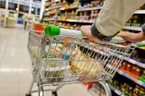 Marile magazine din Bulgaria reduc prețurile alimentelor: coșul de bază, mai ieftin cu 15% 