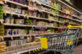 Portiția legislativă din Parlament. Procesatorii scapă de plafonarea adaosului comercial la alimentele de bază