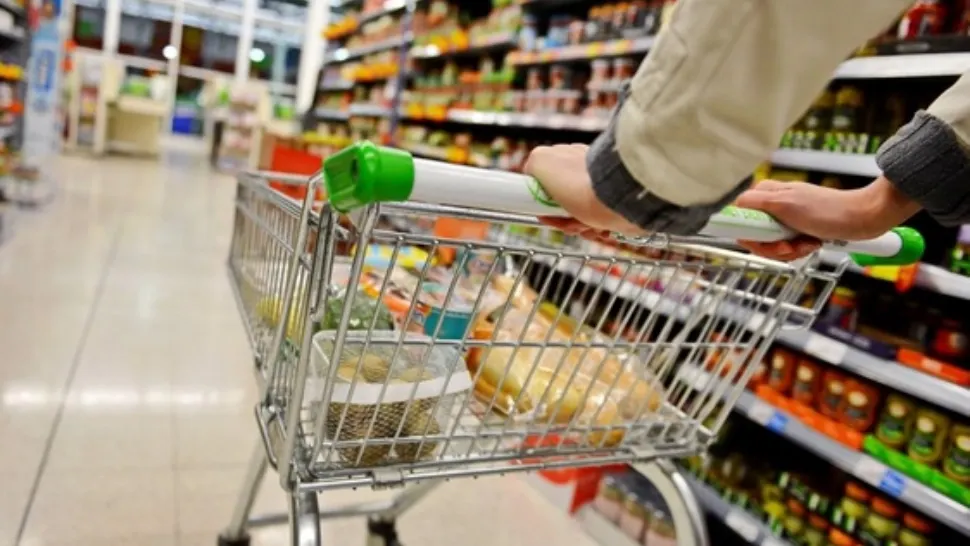 Cumpărături in supermarket