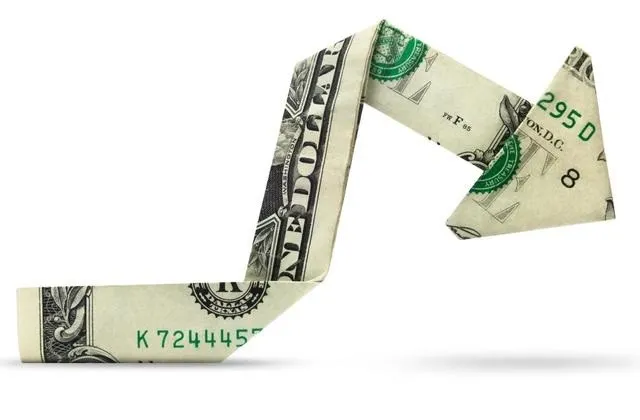 dolar454748scadere