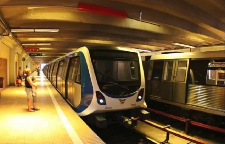 Metrou5659magistrala