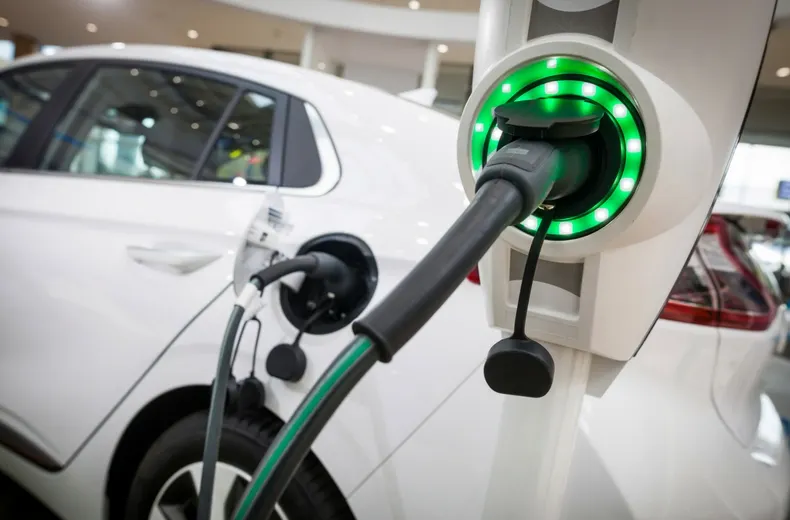 masina electrica la incarcat