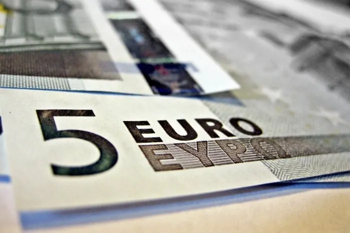 1euros_money_finance_big