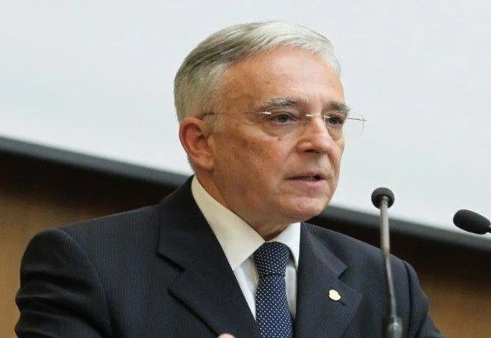 Premierul Ciolacu îl susţine pe Mugur Isărescu pentru un nou mandat la şefia BNR: ”România are nevoie de stabilitate monetară”