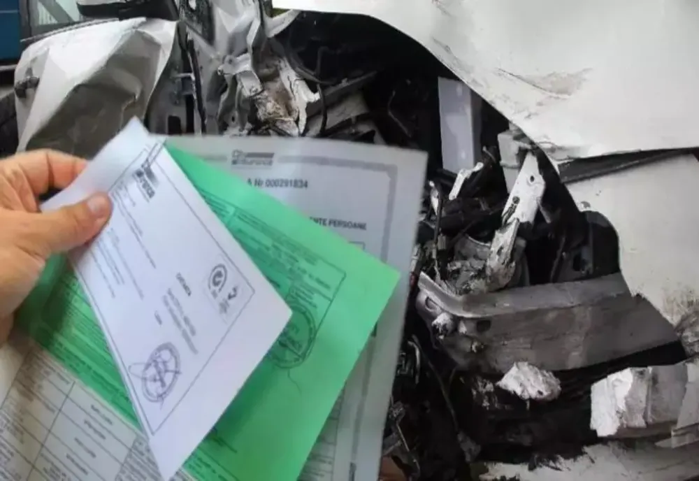 Polița RCA va crește pentru șoferii care au primit amenzi de circulație. Ce prevede noua lege a RCA, care a trecut de Senat