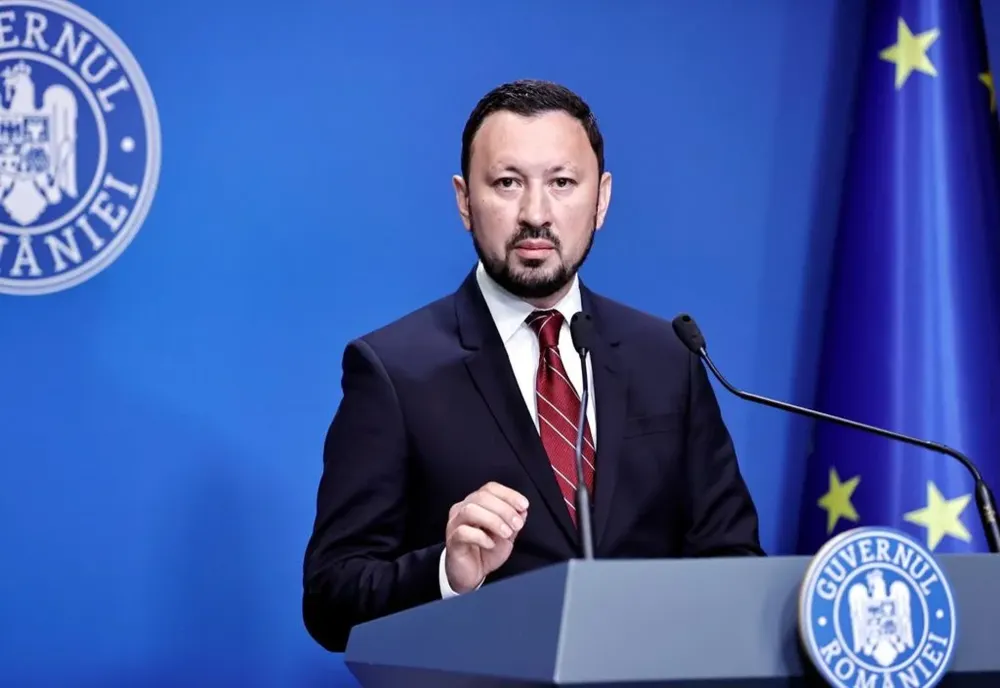 MINISTRUL FECHET TAIE IN CARNE VIE: 80% DIN DIRECTORII DE LA ROMSILVA VOR FI DEMIȘI. PRIME ȘI BONUSURI DE SUTE DE MILIOANE, FĂCUTE PUBLICE