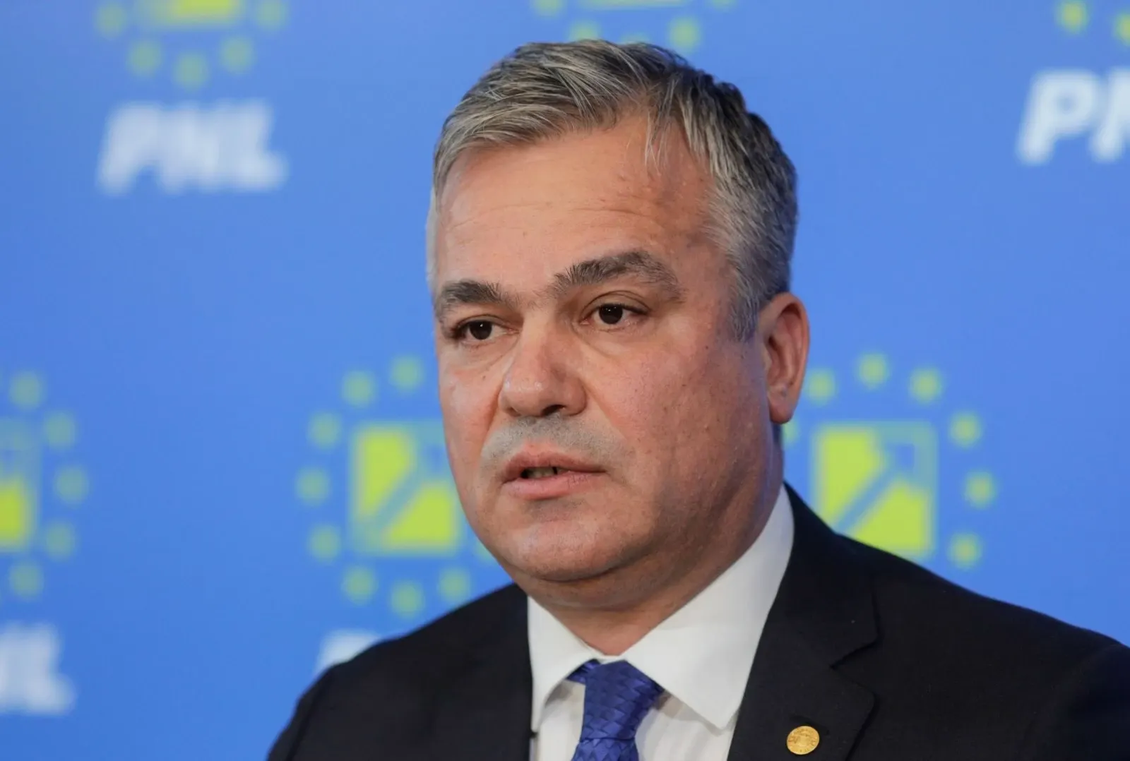 Adrian Veștea, premierul desemnat