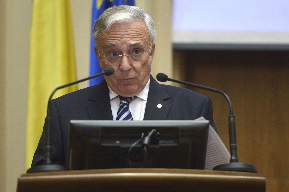 BUCURESTI - BNR - CONFERINTA - INVESTITII FINANCIARE