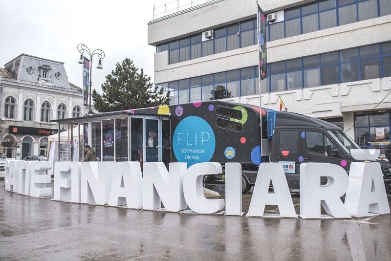 Scoala-de-bani-pe-Roti