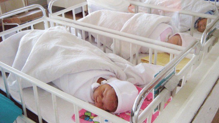 maternitate354859nounascuti