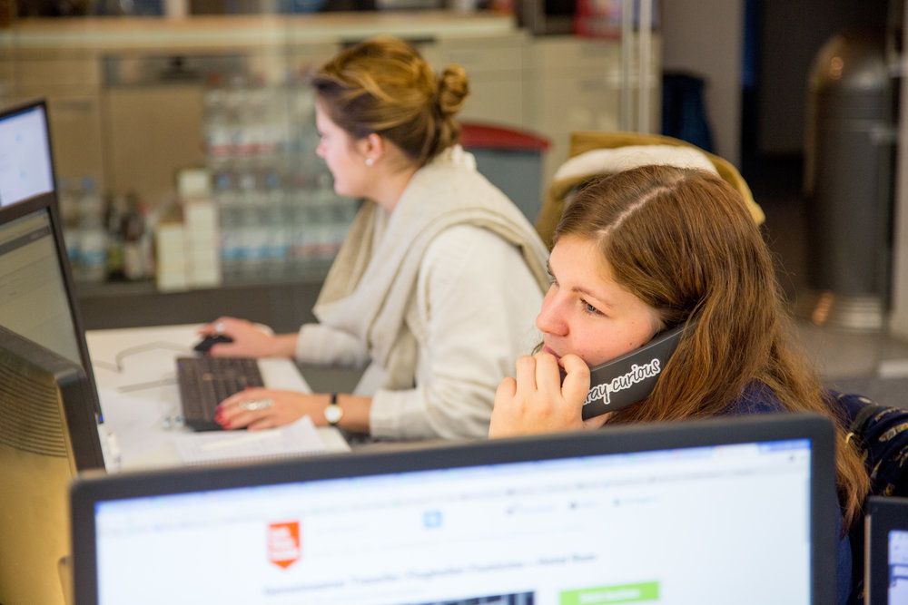 angajati loc de munca87878